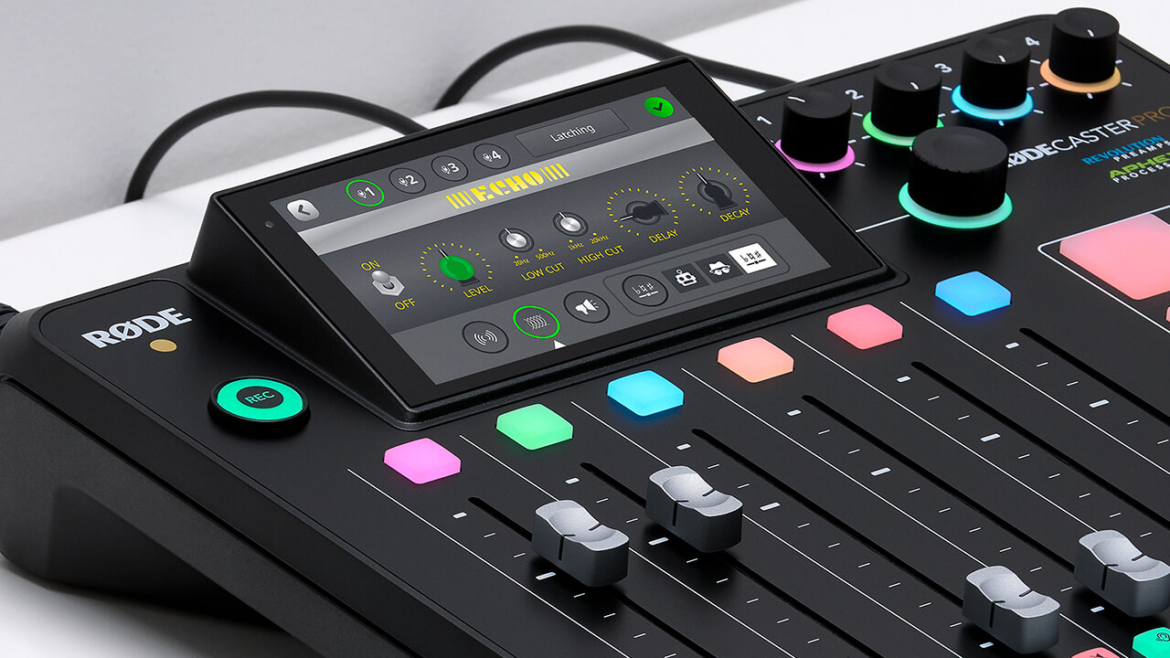 Echo settings showing on RØDECaster Pro II display