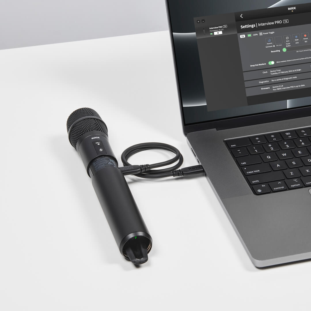 Interview PRO connected to MacBook showing RØDE Central