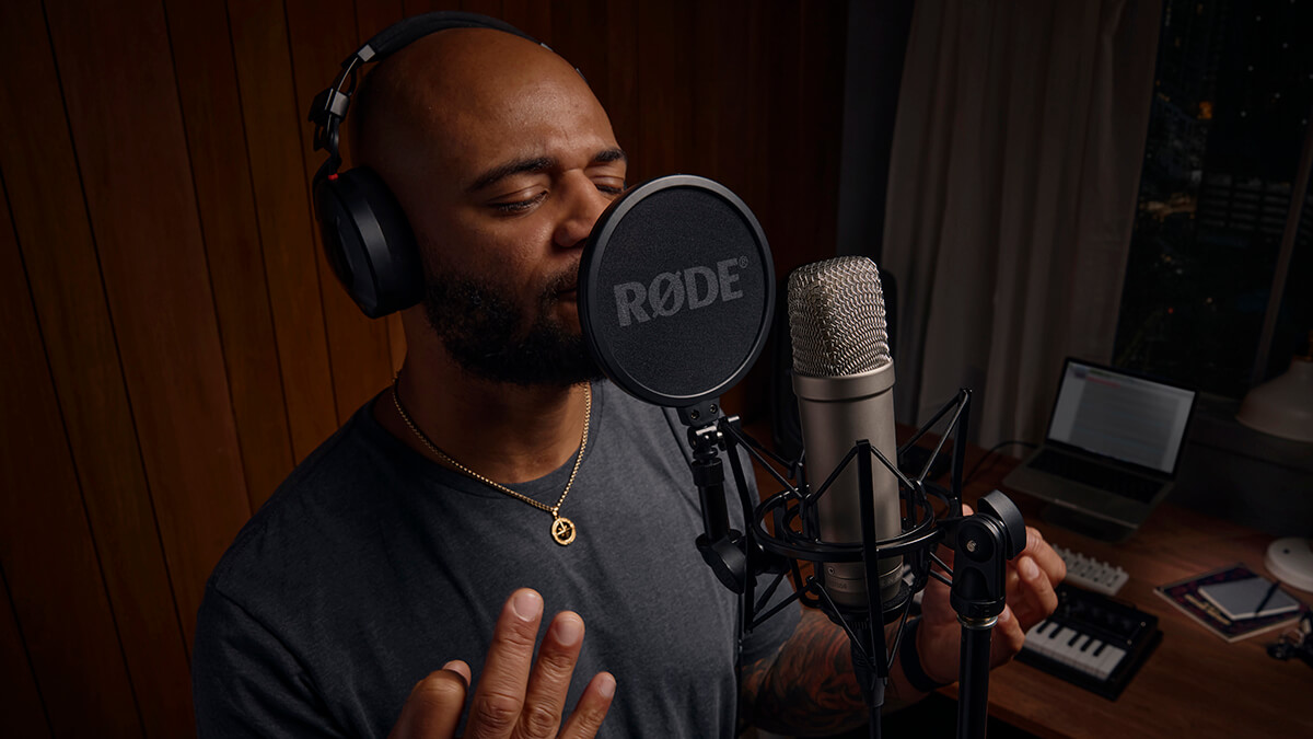 The Difference Between LargeDiaphragm and SmallDiaphragm Condenser